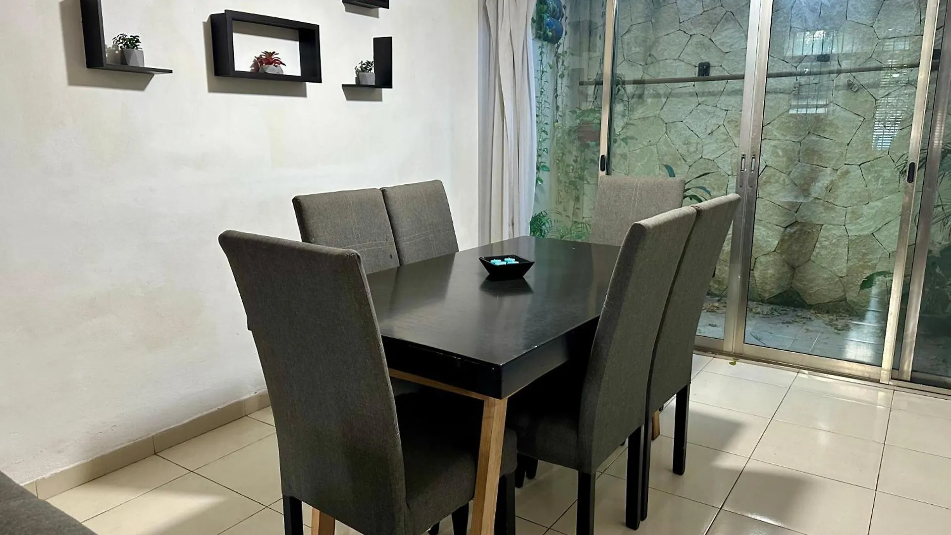 Habitacion Privada En El Corazon De Playa 普拉亚卡门 民宿
