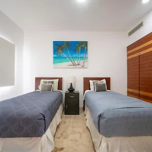 Beachfront Penthouse With 3 Bedrooms & Ocean View - Nubes Playa del Carmen