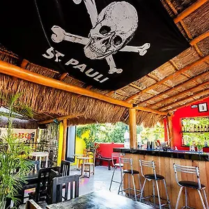 Che Playa & Bar Adults Only Auberge de jeunesse